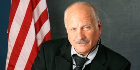 richard-dreyfuss-flag